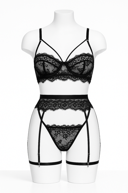Noir Séductrice • 3 Piece Lace Set